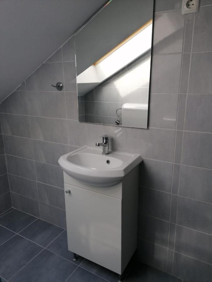 Apartment Niva นิน ภายนอก รูปภาพ