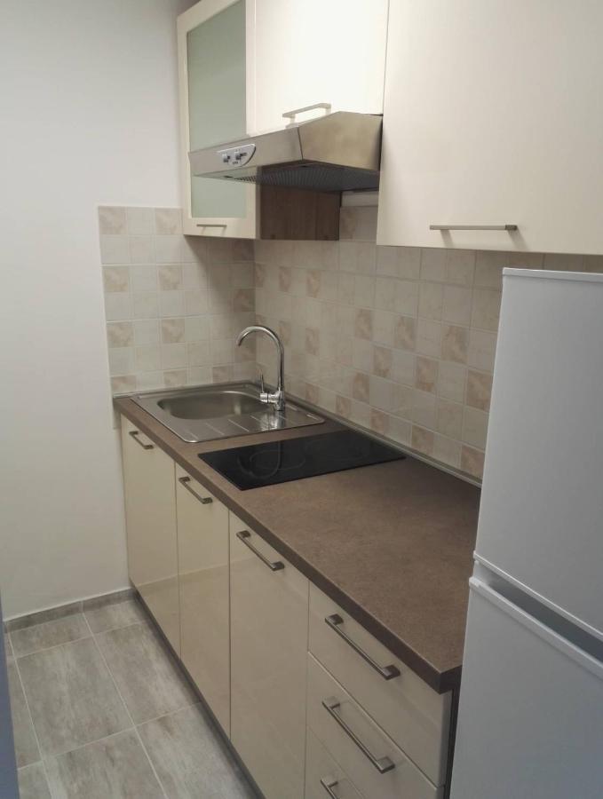Apartment Niva นิน ภายนอก รูปภาพ